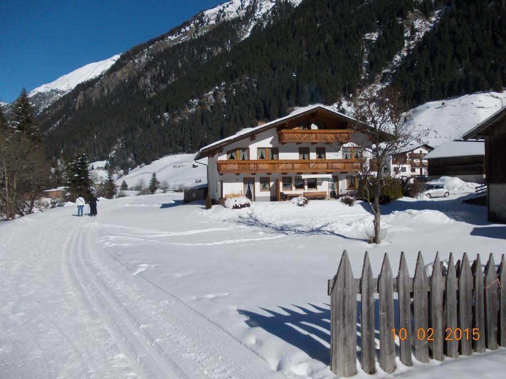 Haus Schoderbock Apartment Sankt Leonhard im Pitztal Luaran gambar