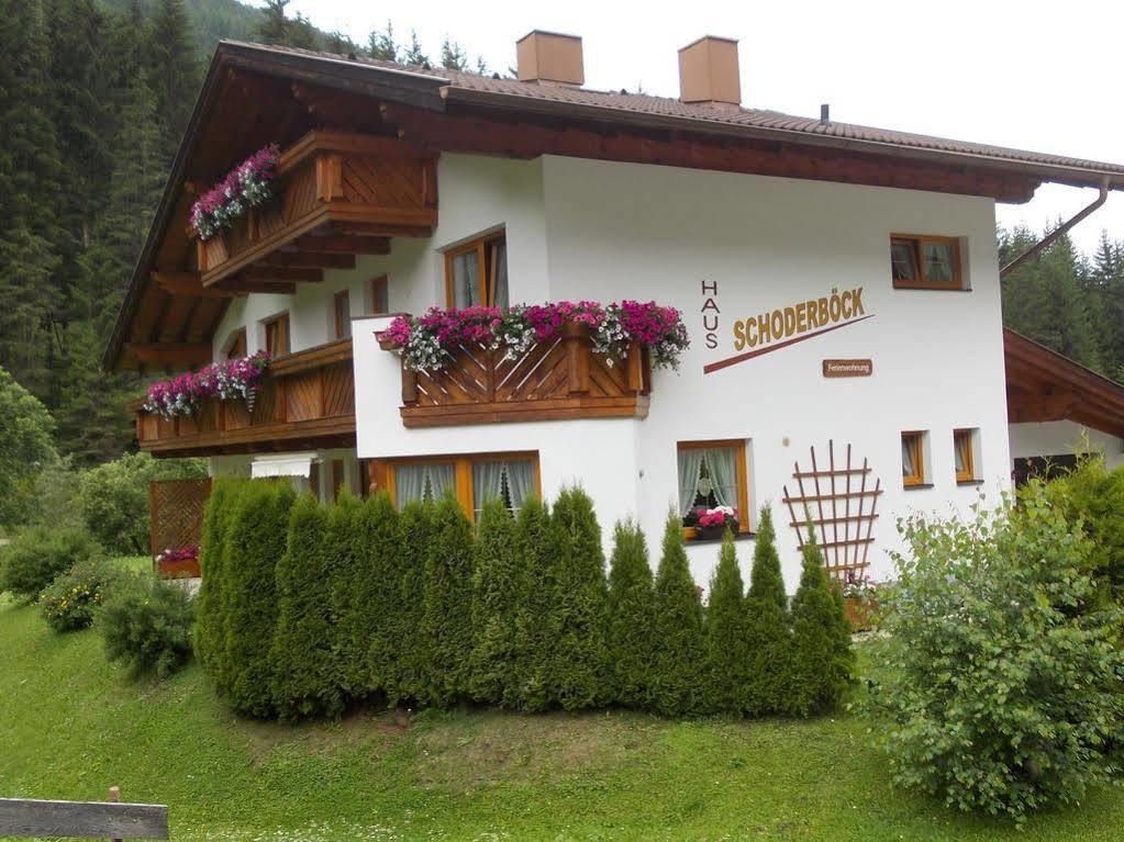 Haus Schoderbock Apartment Sankt Leonhard im Pitztal Luaran gambar