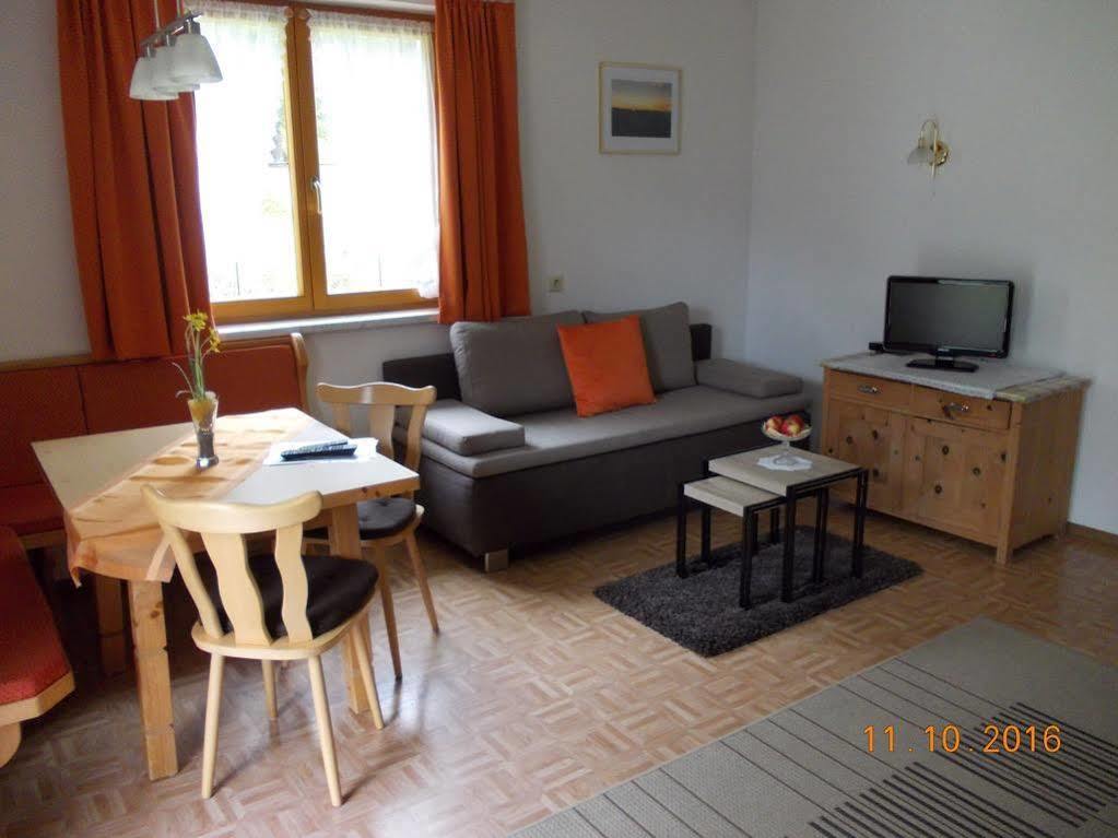 Haus Schoderbock Apartment Sankt Leonhard im Pitztal Luaran gambar