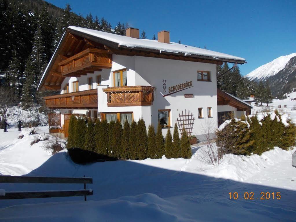 Haus Schoderbock Apartment Sankt Leonhard im Pitztal Luaran gambar