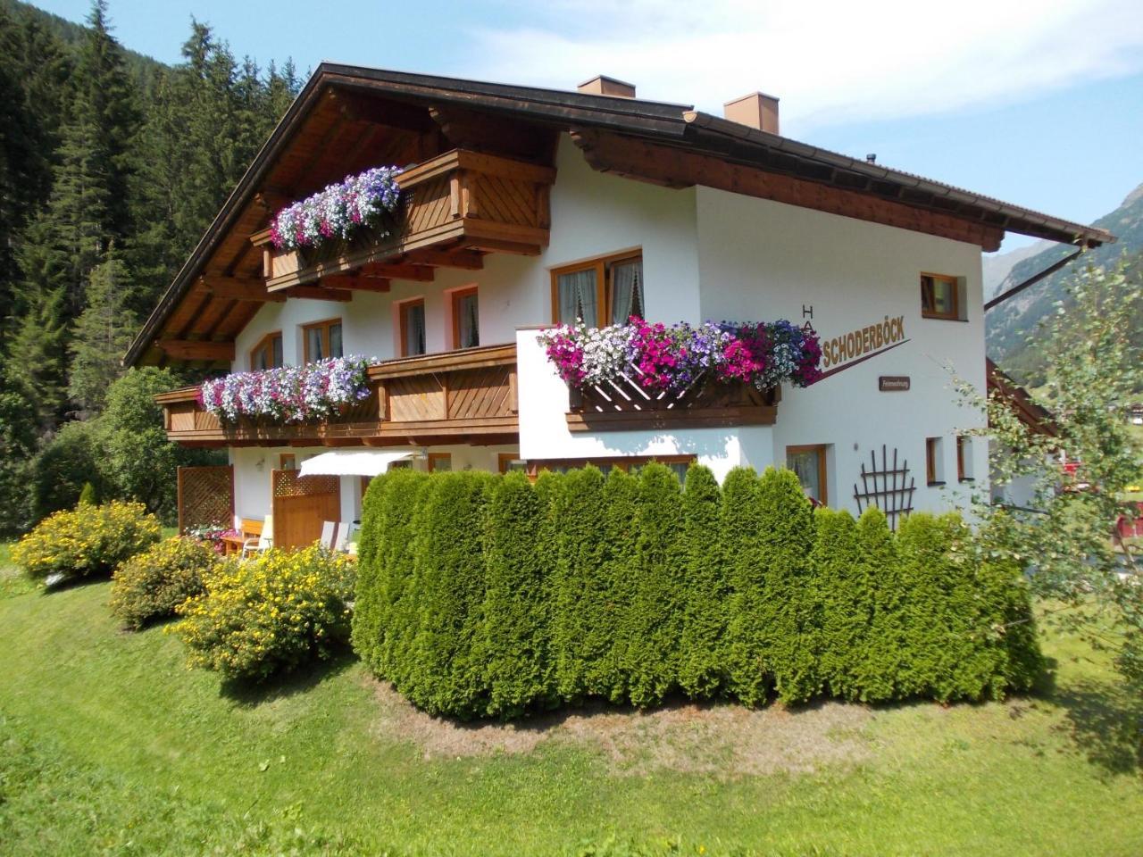 Haus Schoderbock Apartment Sankt Leonhard im Pitztal Luaran gambar